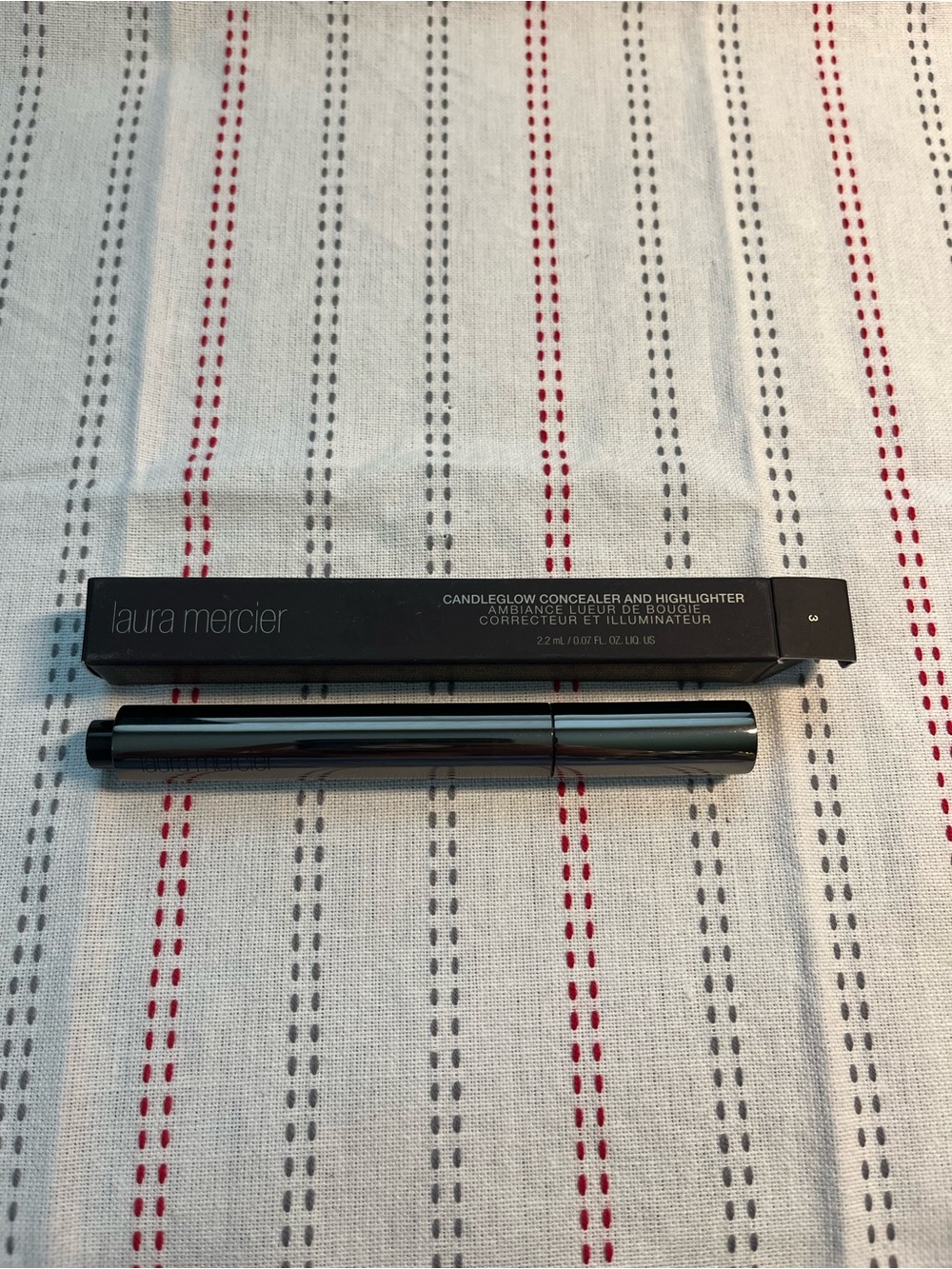 laura mercier CandleGlow Concealer & Highlighter - Shade 3